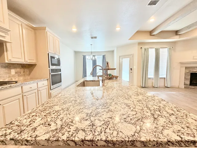 $297,500 | 7611 61st Street, Lubbock, TX 79407