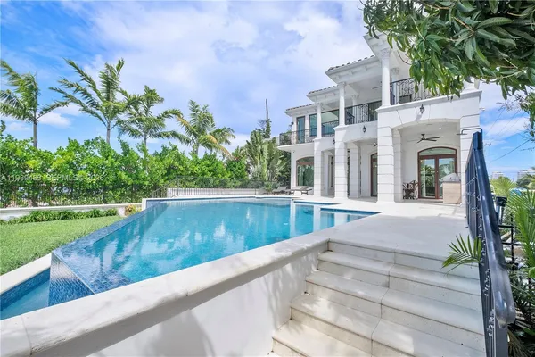 $16,150,000 | 919 92nd Street, Surfside, FL 33154