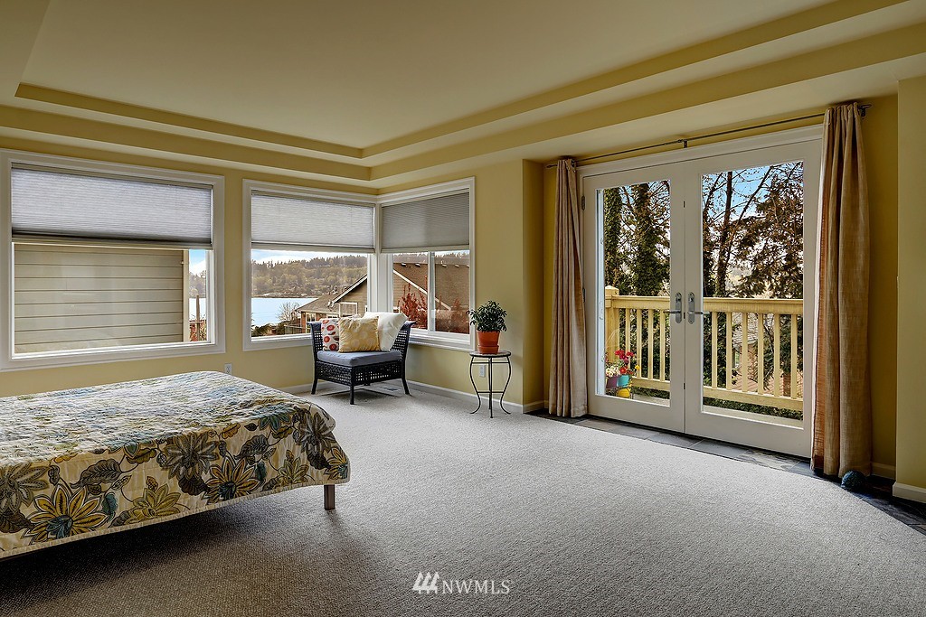 1022 North 33rd Street Renton, WA 98056 - Photo 13 of 24