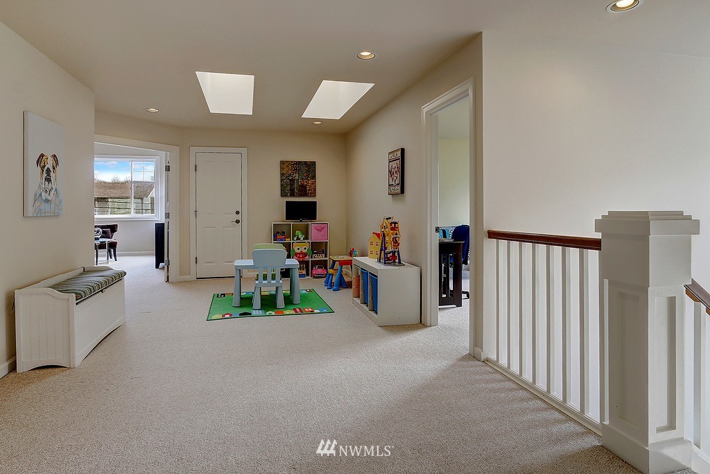 1022 North 33rd Street Renton, WA 98056 - Photo 17 of 24