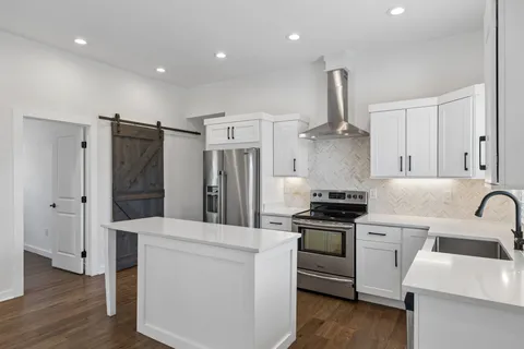 $499,000 | 882 West Sharpe Avenue, Nashville, TN 37206