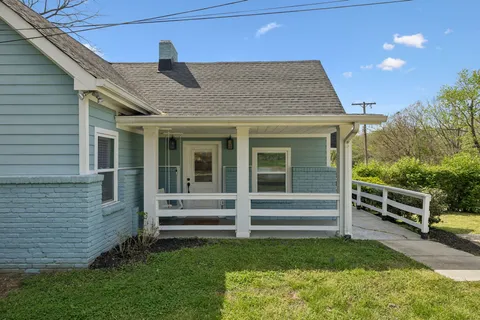 $499,000 | 882 West Sharpe Avenue, Nashville, TN 37206