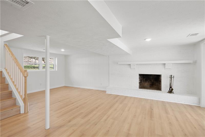1866 Ferguson Road Allison Park, PA 15101 - Photo 20 of 26 Gallery Image 20