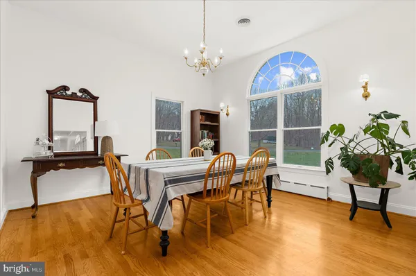 $799,999 | 1010 Carson Drive, Huntingtown, MD 20639