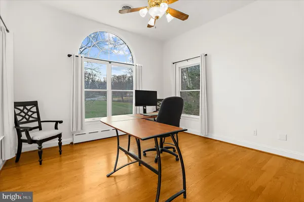 $799,999 | 1010 Carson Drive, Huntingtown, MD 20639