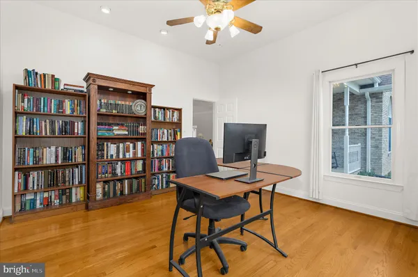 $799,999 | 1010 Carson Drive, Huntingtown, MD 20639