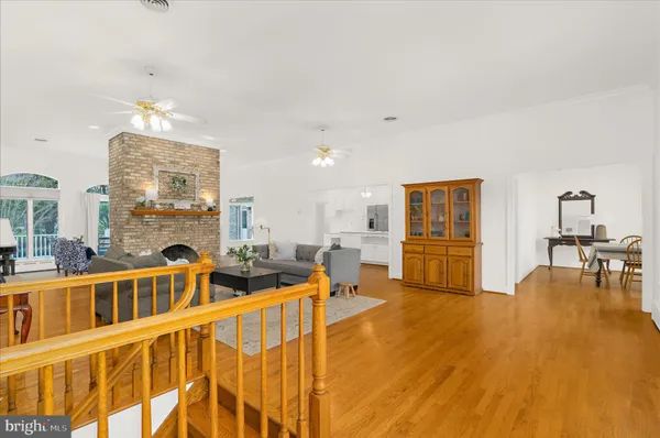 $799,999 | 1010 Carson Drive, Huntingtown, MD 20639