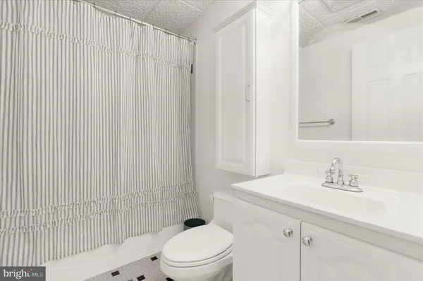 $799,999 | 1010 Carson Drive, Huntingtown, MD 20639