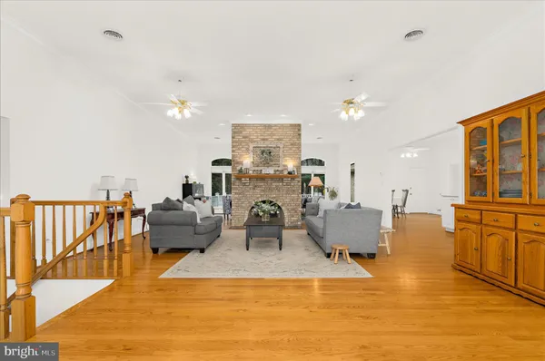 $799,999 | 1010 Carson Drive, Huntingtown, MD 20639