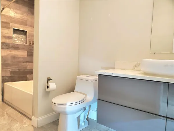 $3,795 | 6522 Hidden Beach Circle, Orlando, FL 32819