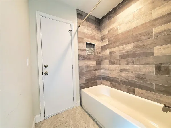 $3,795 | 6522 Hidden Beach Circle, Orlando, FL 32819