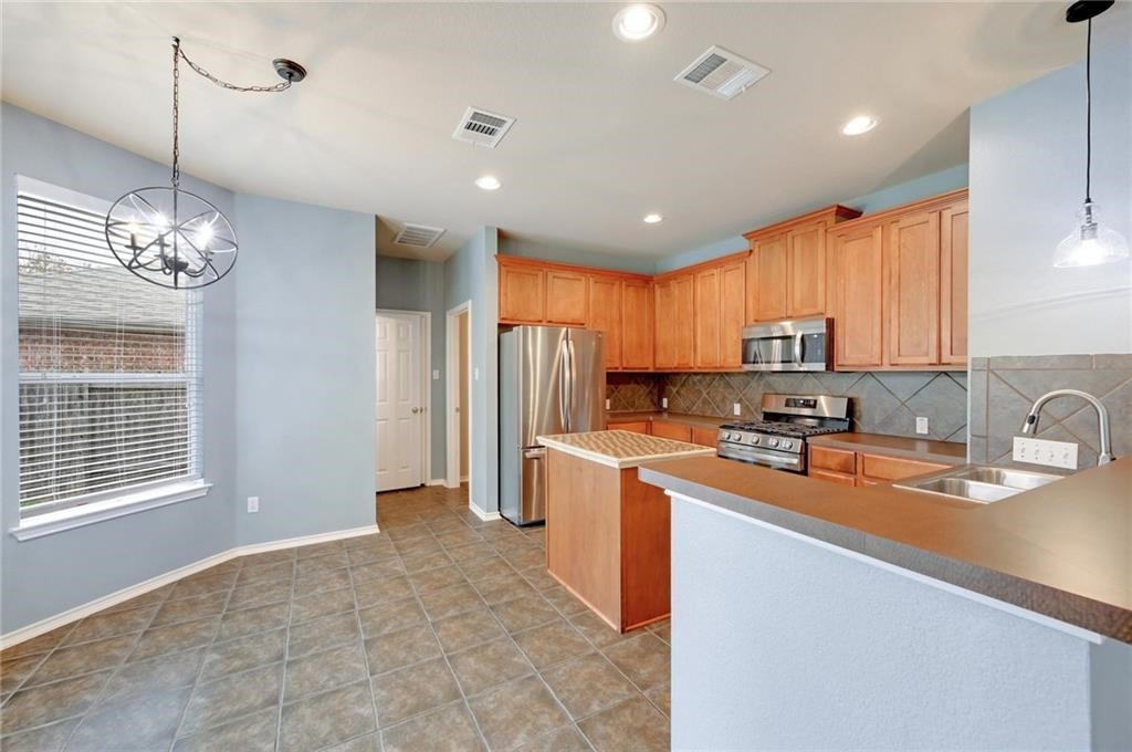 932 Rusk Road Round Rock, TX 78665 - Photo 12 of 33