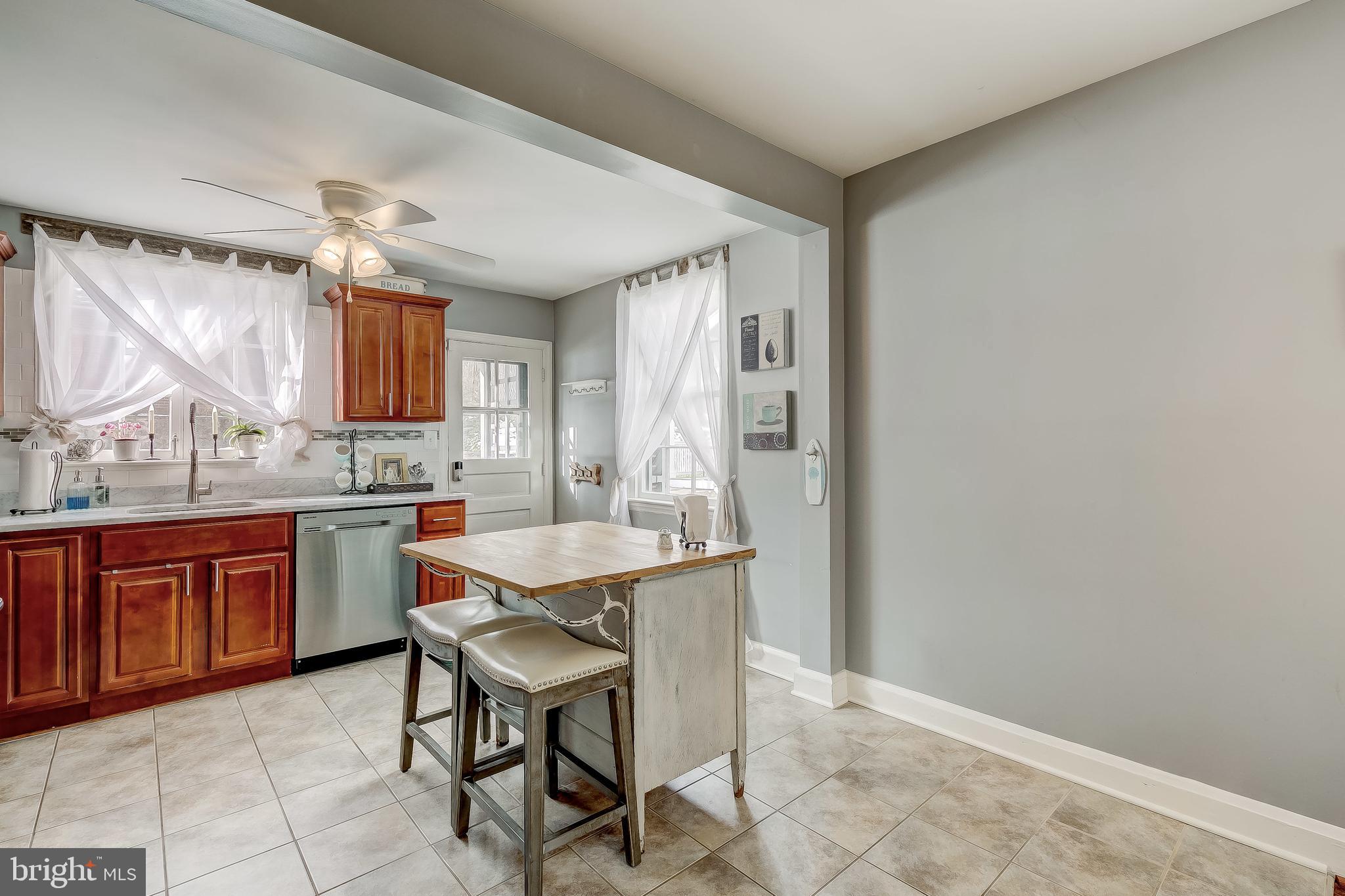 4631 Briarclift Road Baltimore, MD 21229 - Photo 14 of 52 Kitchen Island is included