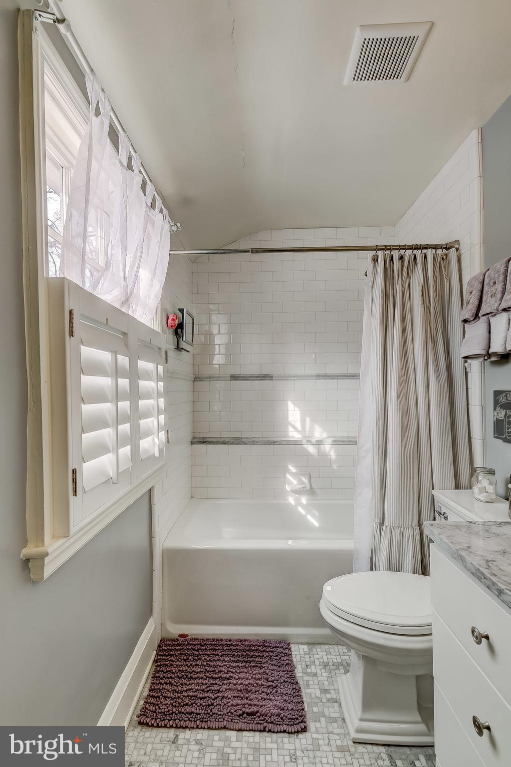 4631 Briarclift Road Baltimore, MD 21229 - Photo 25 of 52 Beautifully Renovated Bath