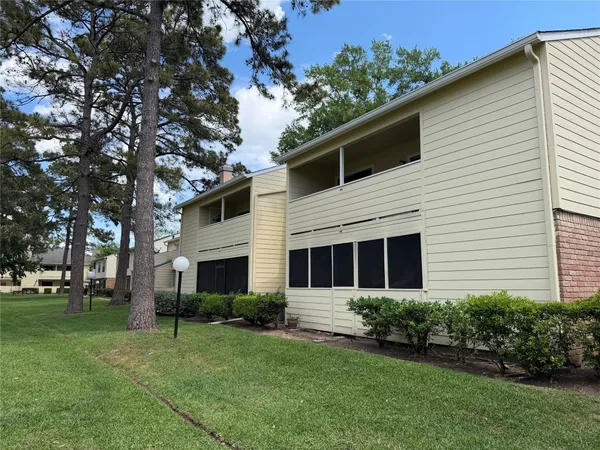 $148,000 | 14555 Wunderlich Drive, Unit 2602, Houston, TX 77069