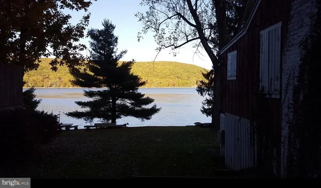 $399,999 | 20526 Garrett Highway, Oakland, MD 21550