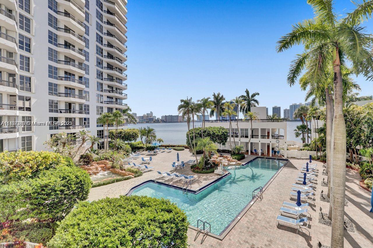 Biscayne Yacht and Country Club Aventura, FL 33180 - Photo 14 of 17 Gallery Image 14