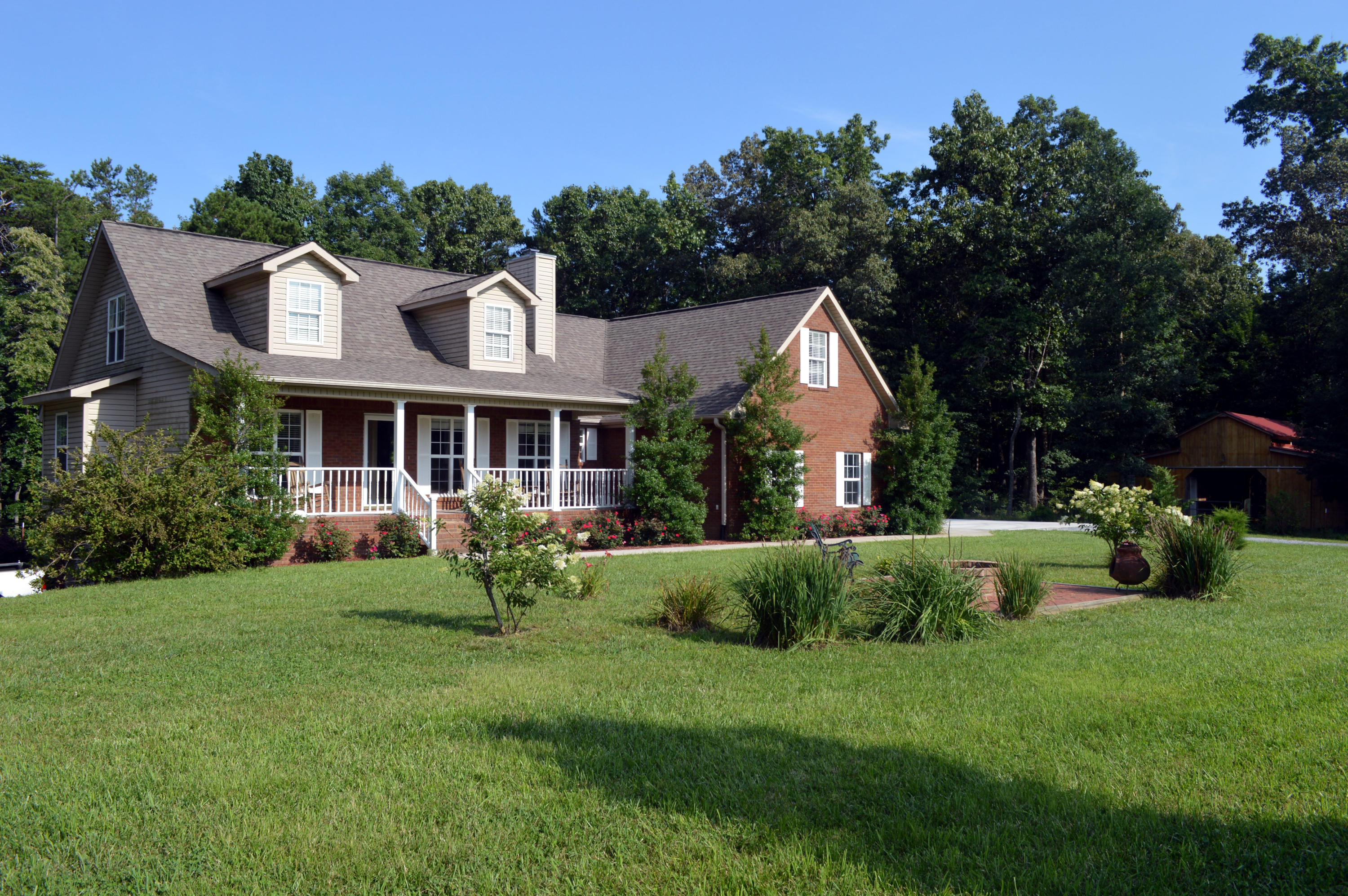 2710 Barker Camp Road Dunlap, TN 37327 - Photo 1 of 18 front1