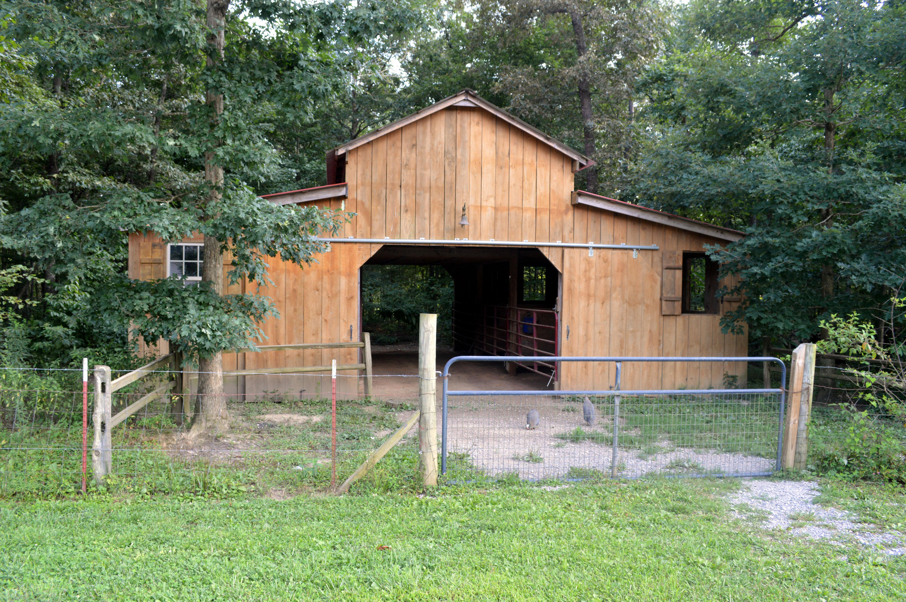 2710 Barker Camp Road Dunlap, TN 37327 - Photo 3 of 18 barn 063