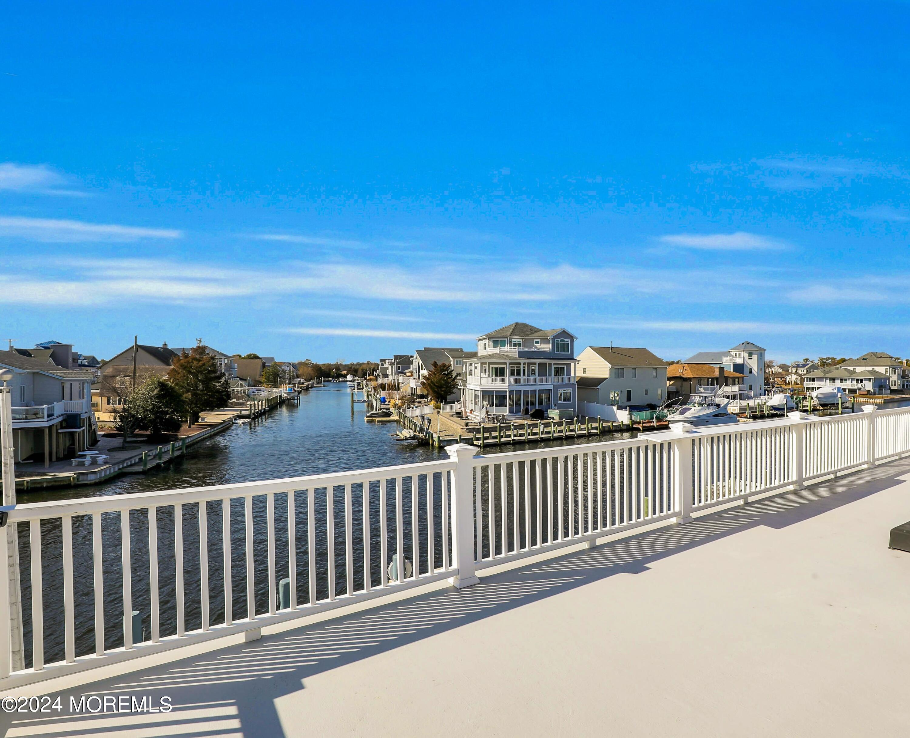 10 Pilot Road Toms River, NJ 08753 - Photo 25 of 30 Upper deck