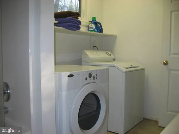 $392,000 | 33 East Circle Road, Stanardsville, VA 22973