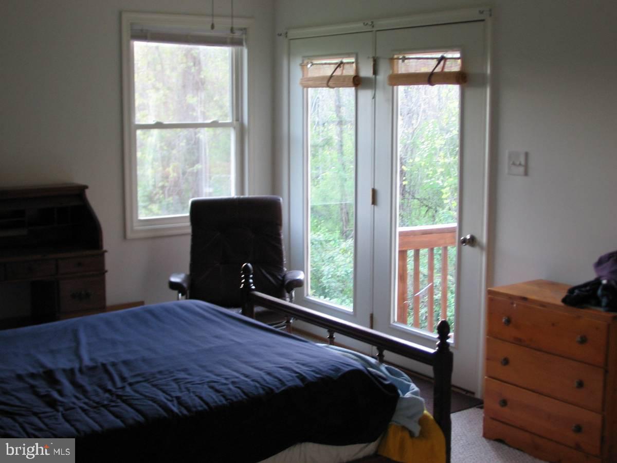 33 East Circle Road Stanardsville, VA 22973 - Photo 8 of 24