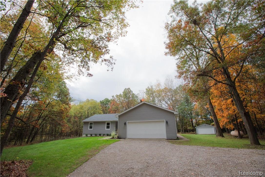 13906 Rocky Ridge Hartland, MI 48353 - Photo 4 of 73 RRK-102.jpg