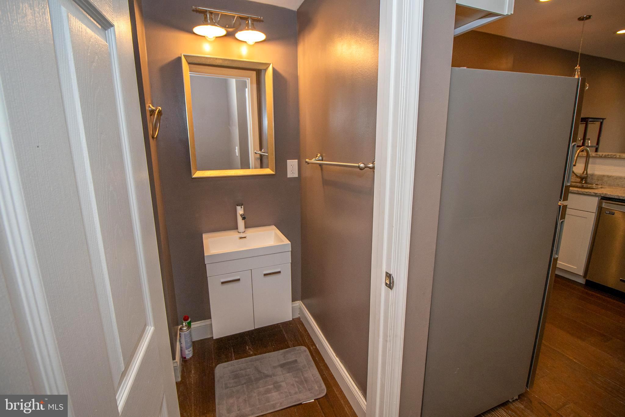 4327 Falls Road Baltimore, MD 21211 - Photo 5 of 20 First Floor Bathroom