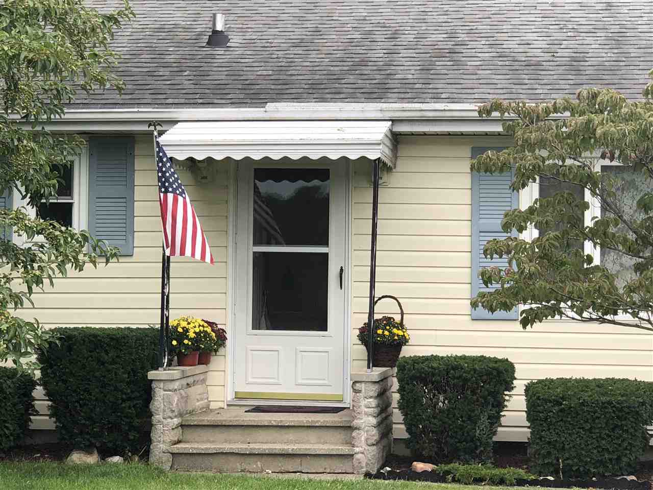 10526 Winchester Road Fort Wayne, IN 46819 - Photo 2 of 29