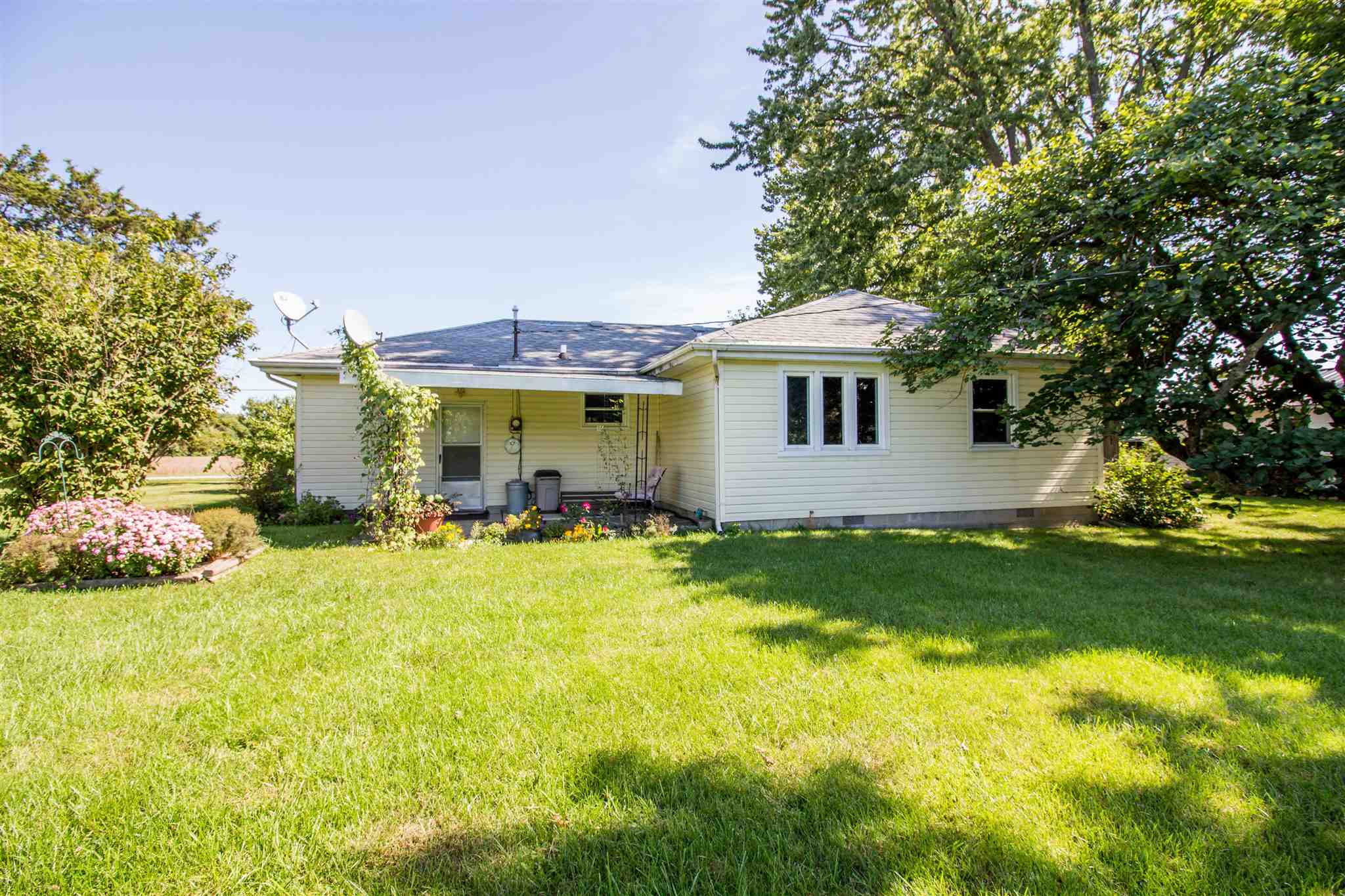 10526 Winchester Road Fort Wayne, IN 46819 - Photo 3 of 29