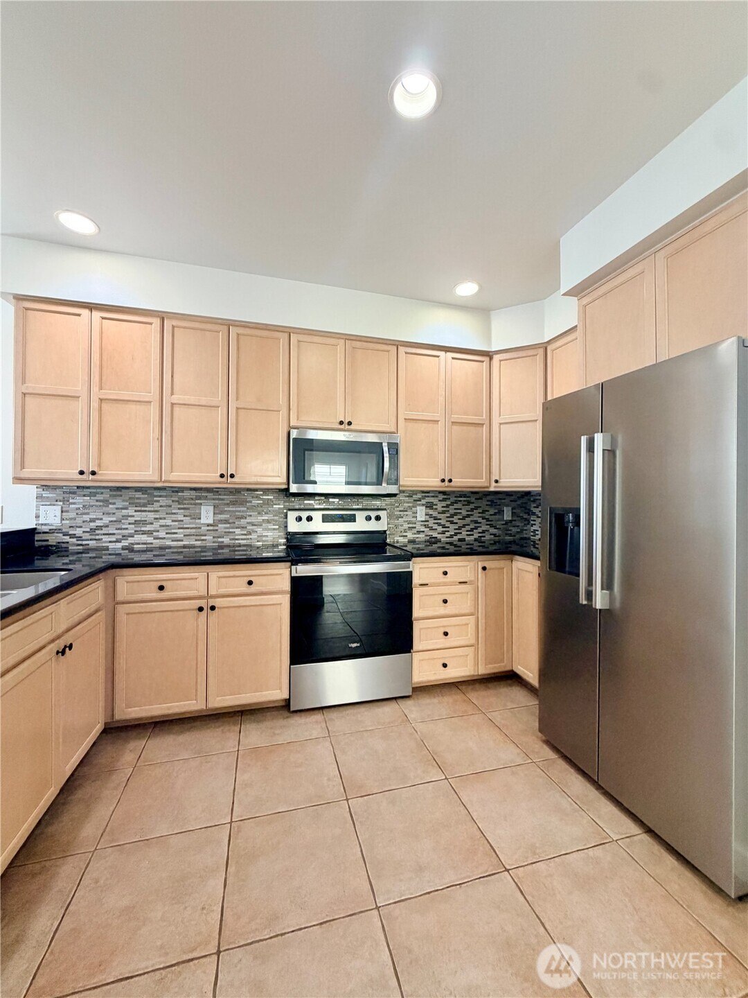 4611 Northeast 5th Place Renton, WA 98059 - Photo 12 of 37 Gallery Image 12