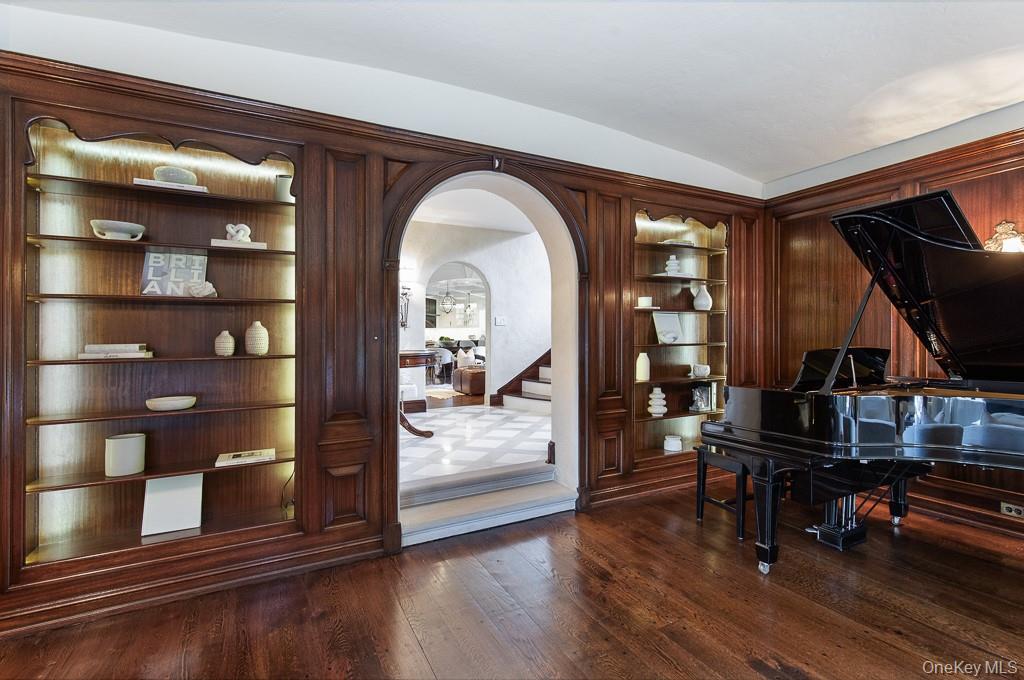 21 Hampshire Road Bronxville, NY 10708 - Photo 7 of 41 Additional view of the beautiful details in the formal living room.
