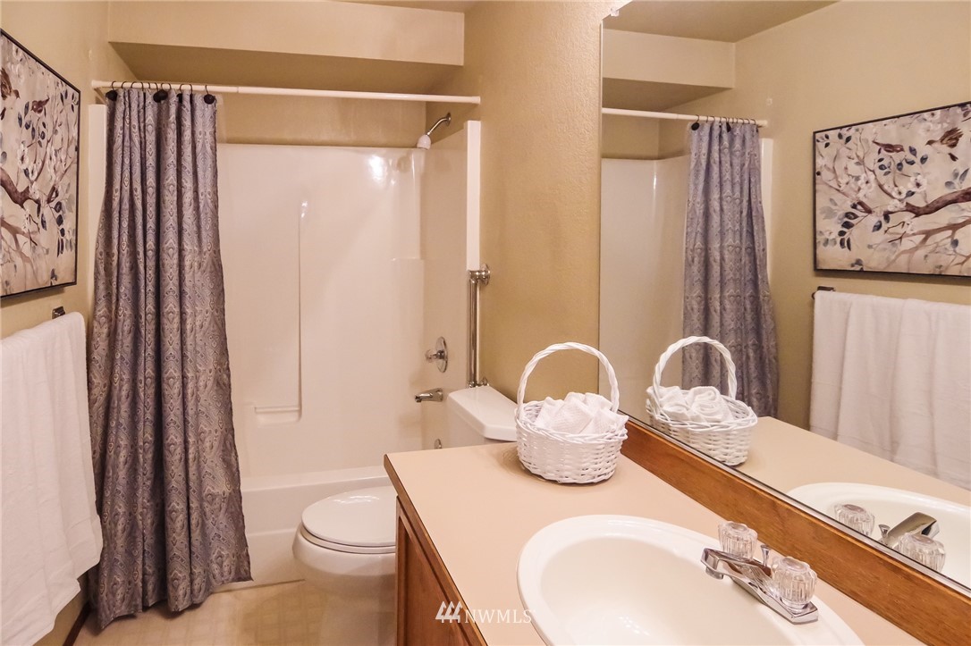 2011 238th Street Southeast Bothell, WA 98021 - Photo 18 of 23