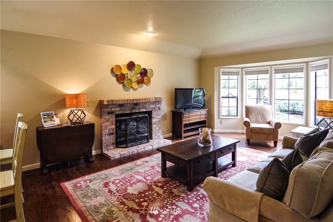 2011 238th Street Southeast Bothell, WA 98021 - Photo 6 of 23