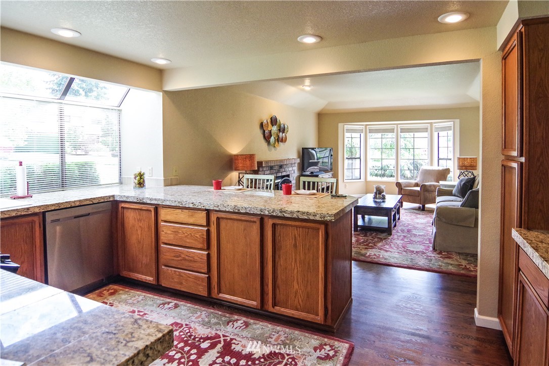 2011 238th Street Southeast Bothell, WA 98021 - Photo 9 of 23