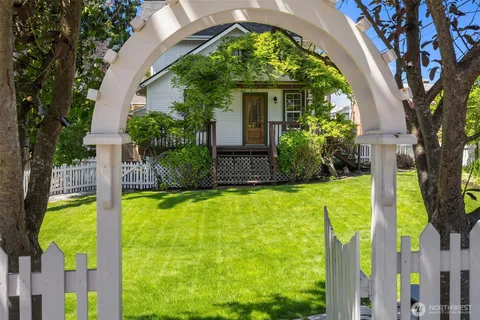 $999,950 | 9757 2nd Avenue Northwest, Seattle, WA 98117