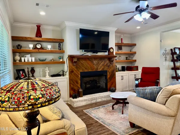 $310,000 | 32 Hedges Plantation Place, Natchez, MS 39120