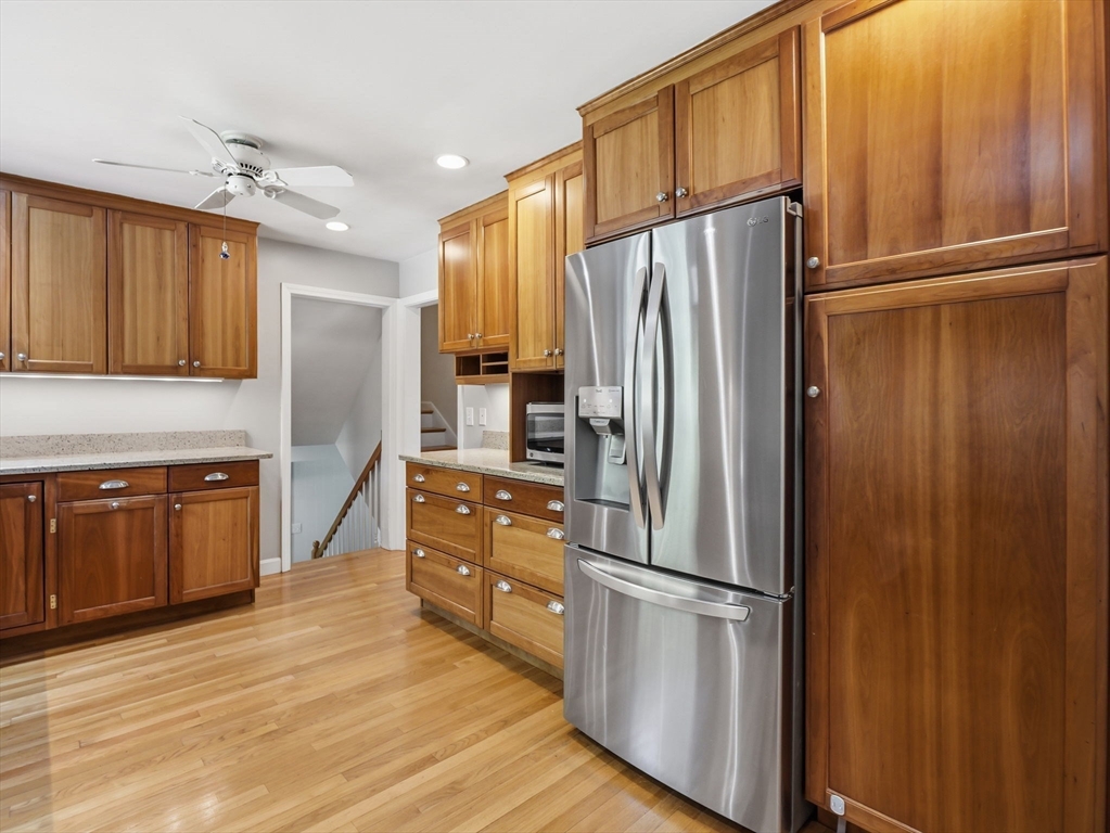 62 Juniper Road Andover, MA 01810 - Photo 5 of 38