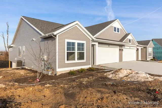 $444,900 | 969 Northwest Scioto Drive Northwest, Unit 20, Comstock Park, MI 49321