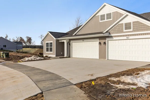 $444,900 | 969 Scioto Drive Northwest, Unit 20, Comstock Park, MI 49321