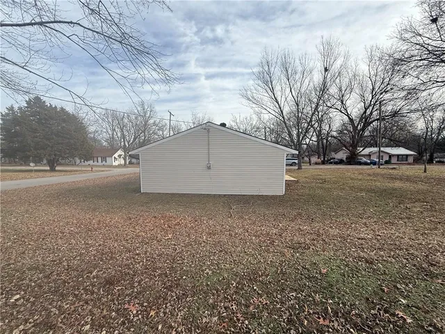 $129,992 | 100 South Austin Street, Butler, MO 64730
