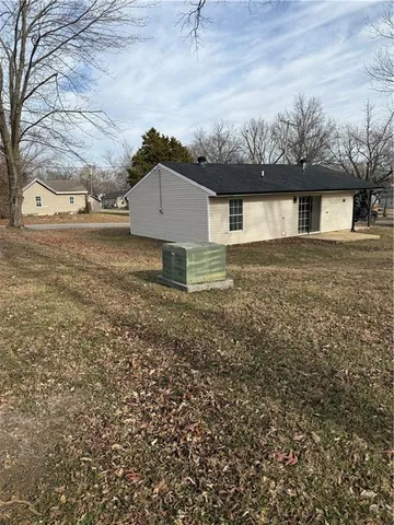 $129,992 | 100 South Austin Street, Butler, MO 64730
