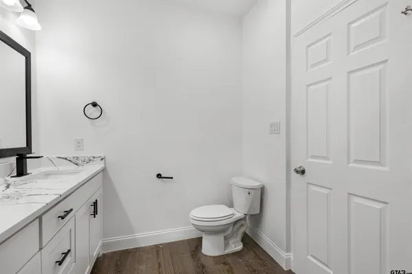 $2,500 | 115 Labein Avenue, Greenville, TX 75402