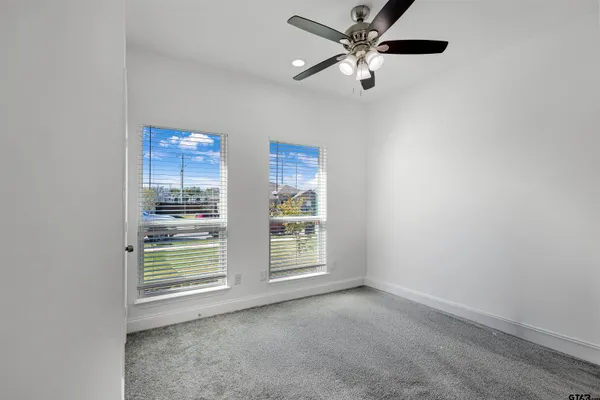 $2,500 | 115 Labein Avenue, Greenville, TX 75402