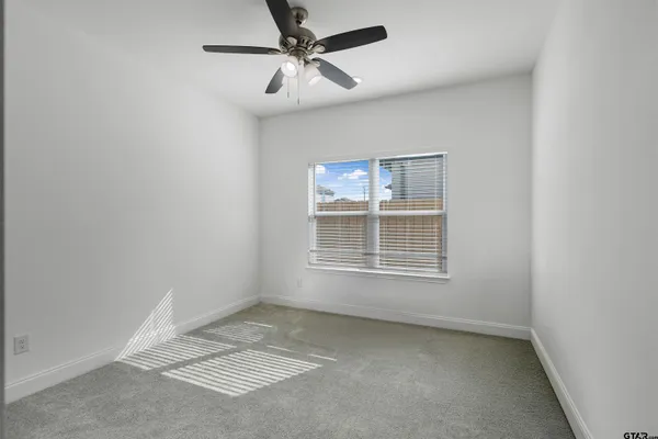 $2,500 | 115 Labein Avenue, Greenville, TX 75402