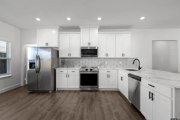 $2,500 | 115 Labein Avenue, Greenville, TX 75402