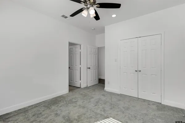 $2,400 | 115 Labein Avenue, Greenville, TX 75402