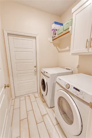 $399,900 | 2110 Oak Creek Cove, Corpus Christi, TX 78418