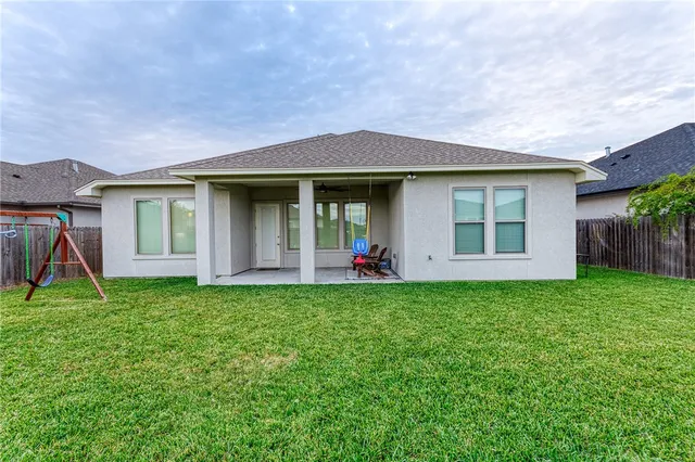 $399,900 | 2110 Oak Creek Cove, Corpus Christi, TX 78418