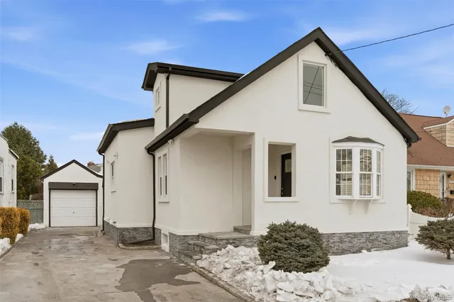 $699,999 | 106 Alice Avenue, North Bellmore, NY 11710